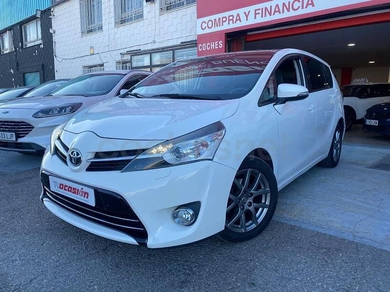 Usado Toyota Verso Advance 124 CV (91 kW) 2013 Blanco Monovolumen