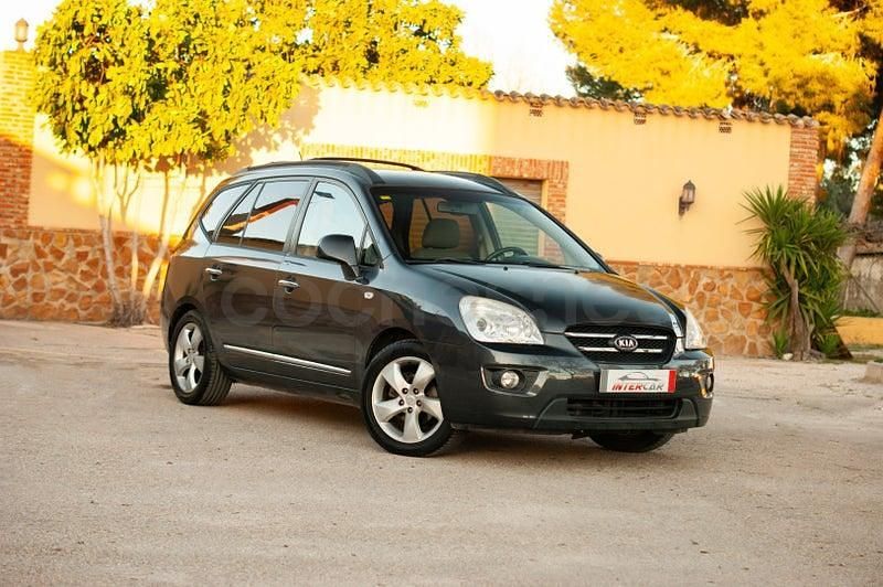 Usado Kia Carens 140 CV (102 kW) 2008 Negro Monovolumen