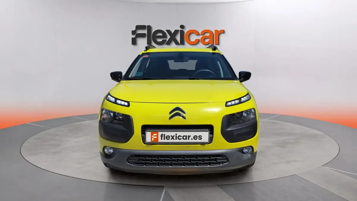Używany Citroën C4 PureTech 82 KM (60 kW) 2017 Żółty Sedan/Limuzyna