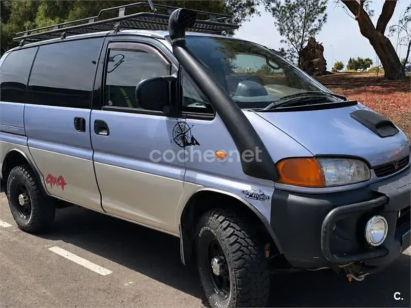 Usado Mitsubishi Space Gear 99 CV (72 kW) 1995 Gris / plata Monovolumen