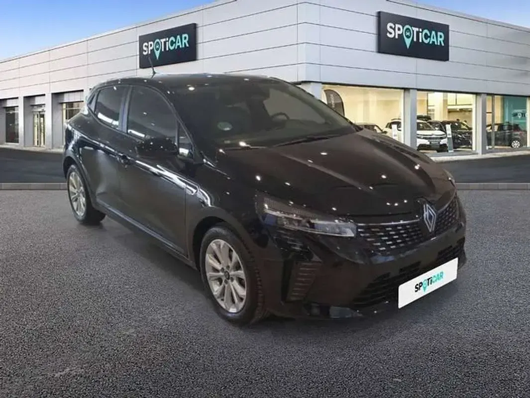 Usado Renault Clio Techno 101 CV (74 kW) 2025 Negro Utilitario