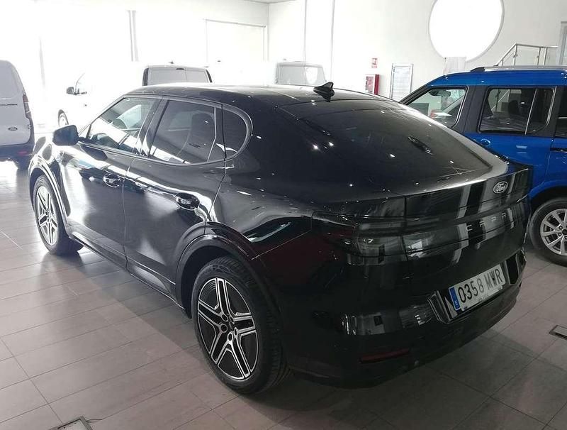 Usado Ford Capri Premium 210 kW (286 CV) 2024 Negro SUV