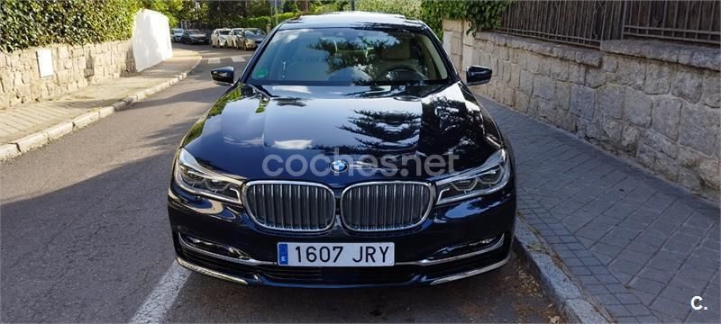 Azul Usado 2016 BMW 750L Comfort Edition Berlina | 37.900 € - Imagen 1/4