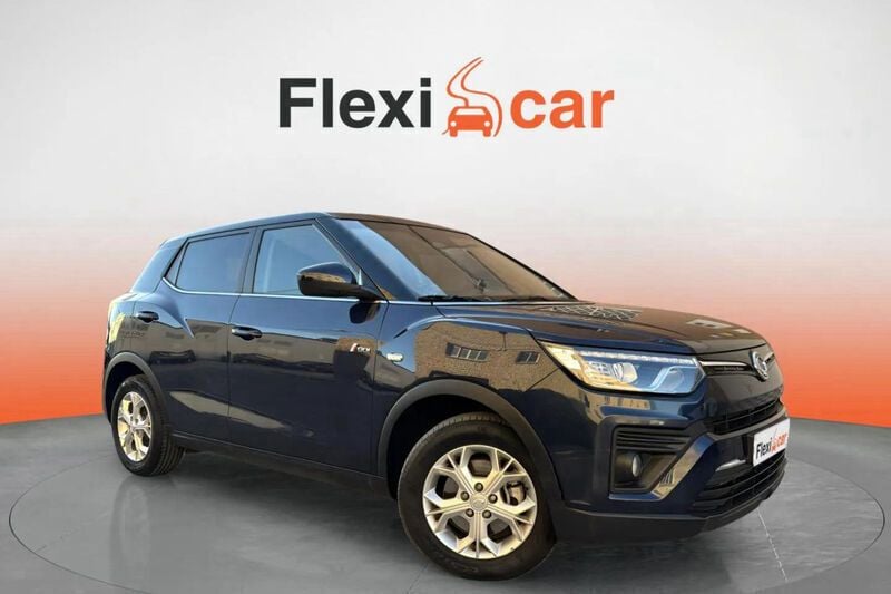 Azul Usado 2023 Ssangyong Tivoli SUV | 11.990 € (Super precio) - Imagen 1/4