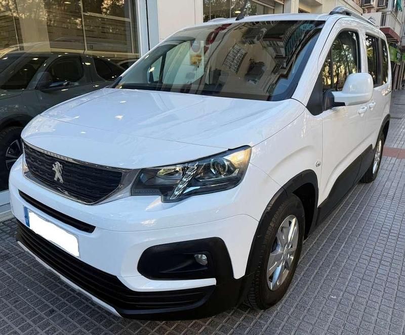 Usado Peugeot Rifter Allure 102 CV (75 kW) 2019 Blanco Monovolumen
