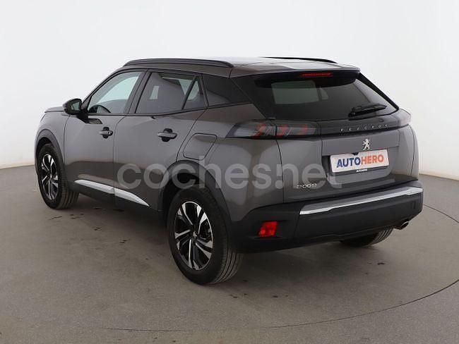Usado Peugeot 2008 Allure 111 CV (81 kW) 2021 Gris SUV
