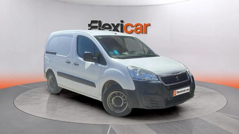 Usado Peugeot Partner 99 CV (72 kW) 2018 Blanco