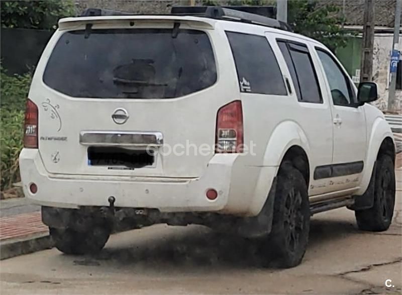 Usado Nissan Pathfinder Platinum 171 CV (125 kW) 2008 Blanco SUV