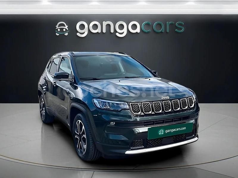 Usado Jeep Compass Limited 190 CV (139 kW) 2022 Verde SUV
