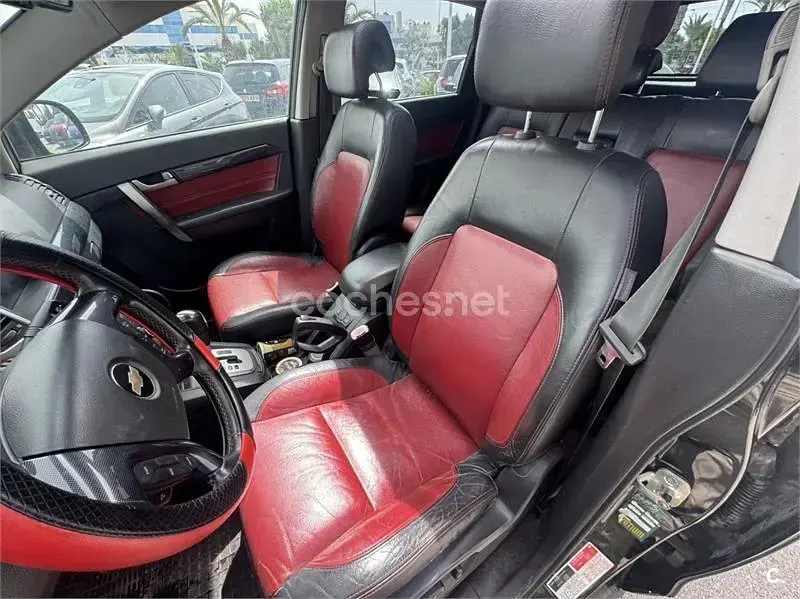 Usado Chevrolet Captiva Sport 150 CV (110 kW) 2009 Negro SUV