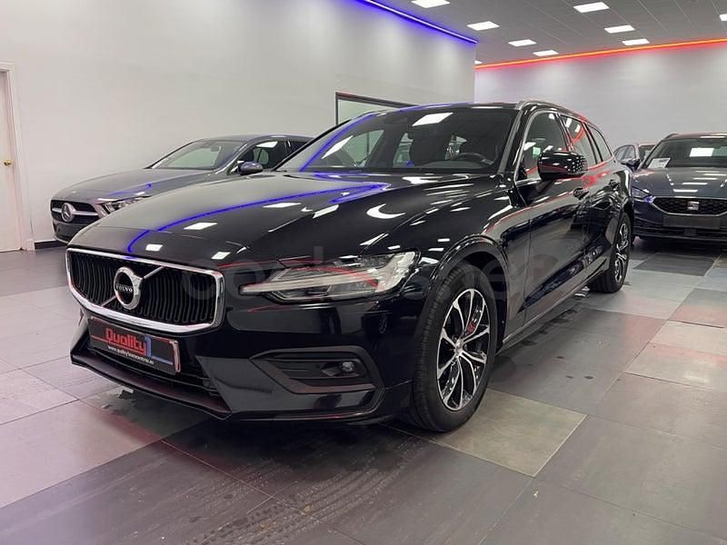 Usado Volvo V60 Momentum 150 CV (110 kW) 2018 Negro Familiar
