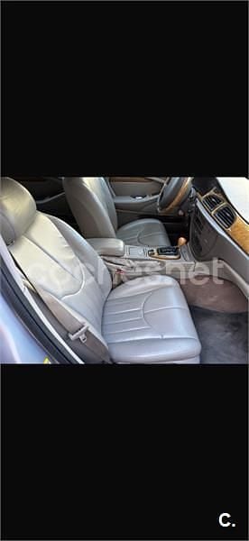 Usado Jaguar S-Type Executive 240 CV (176 kW) 2000 Gris / plata Berlina