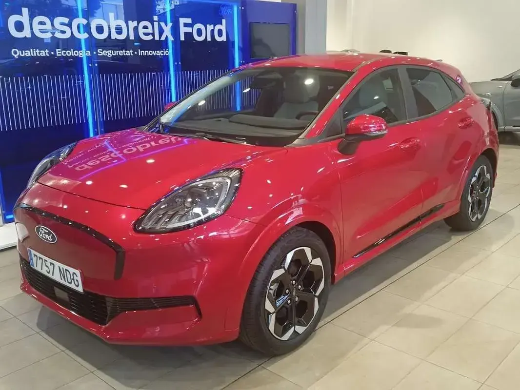 Usado Ford Puma Gen-E Premium 124 kW (169 CV) 2025 Rojo SUV