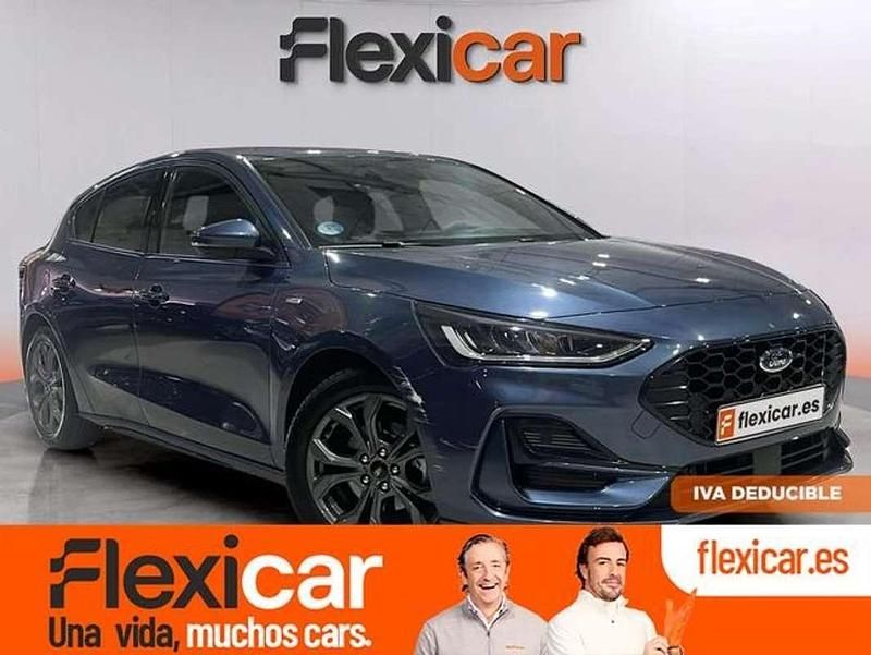 Gris Usado 2023 Ford Focus ST-Line Berlina | 16.490 € (Precio justo) - Imagen 1/4