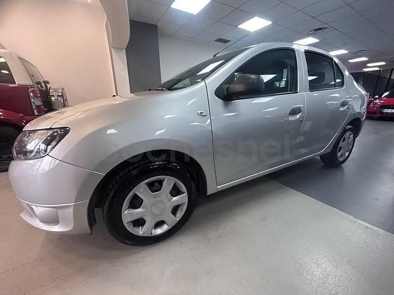 Occasion Dacia Logan Lauréate 90 ch (66 kW) 2015 Gris Berline