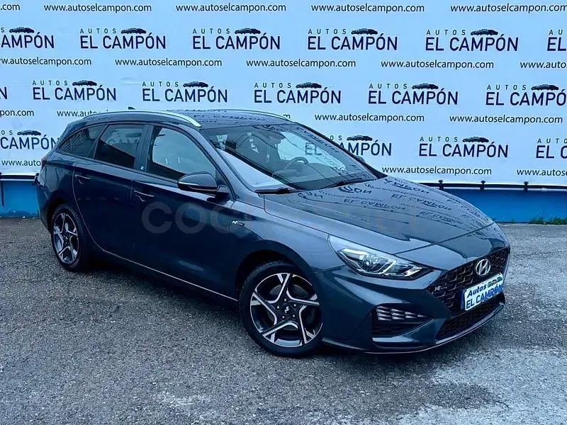 Usado Hyundai i30 N Line 120 CV (88 kW) 2023 Gris Familiar