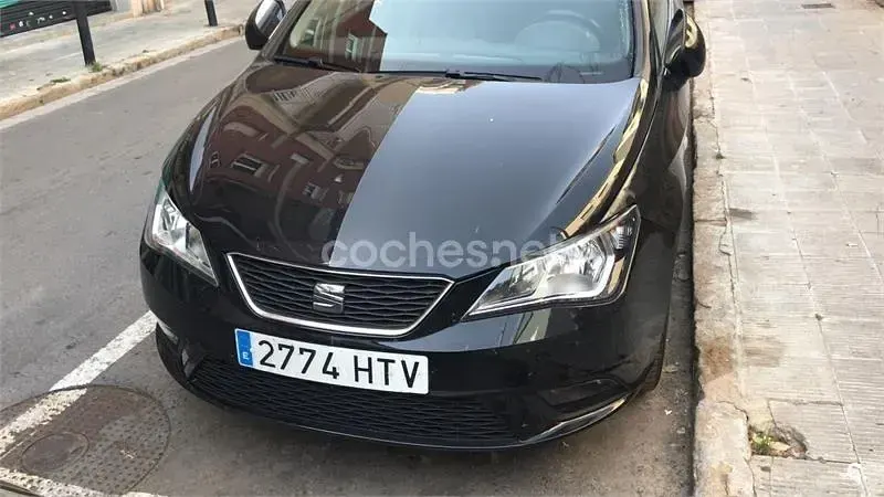 Usado Seat Ibiza SC I-Tech 85 CV (62 kW) 2013 Negro Utilitario