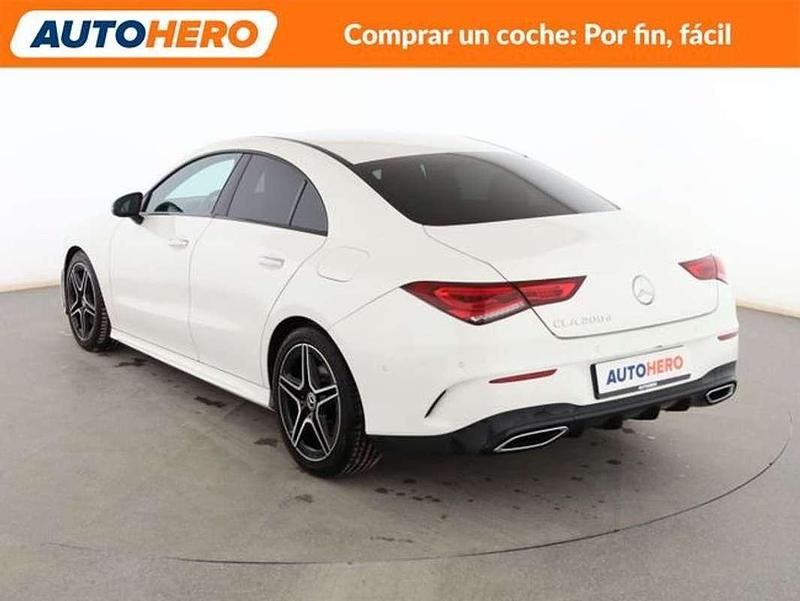 Usado Mercedes CLA200 AMG line 150 CV (110 kW) 2020 Blanco Berlina