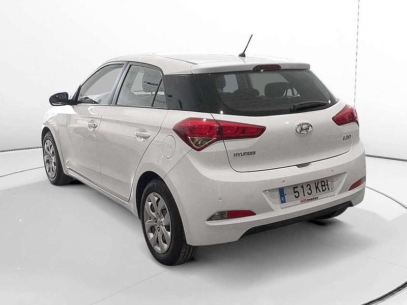 Käytetty Hyundai i20 Active 84 HP (61 kW) 2017 Valkoinen Viistoperä