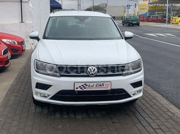 Usado VW Tiguan Edition 125 CV (91 kW) 2016 Blanco SUV