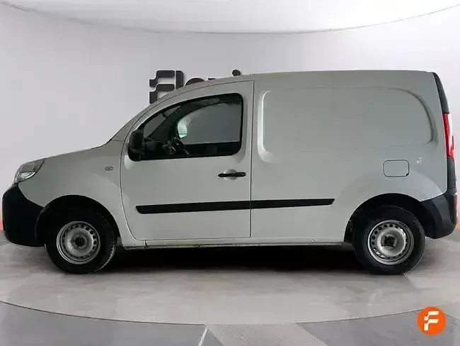 Usado Renault Kangoo 75 CV (55 kW) 2019 Blanco Monovolumen