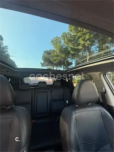 Usado Nissan Qashqai Premium Edition 110 CV (80 kW) 2015 Gris / plata SUV