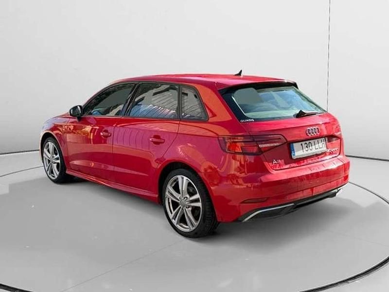 Usado Audi A3 e-tron Sport 204 CV (150 kW) 2020 Rojo Utilitario