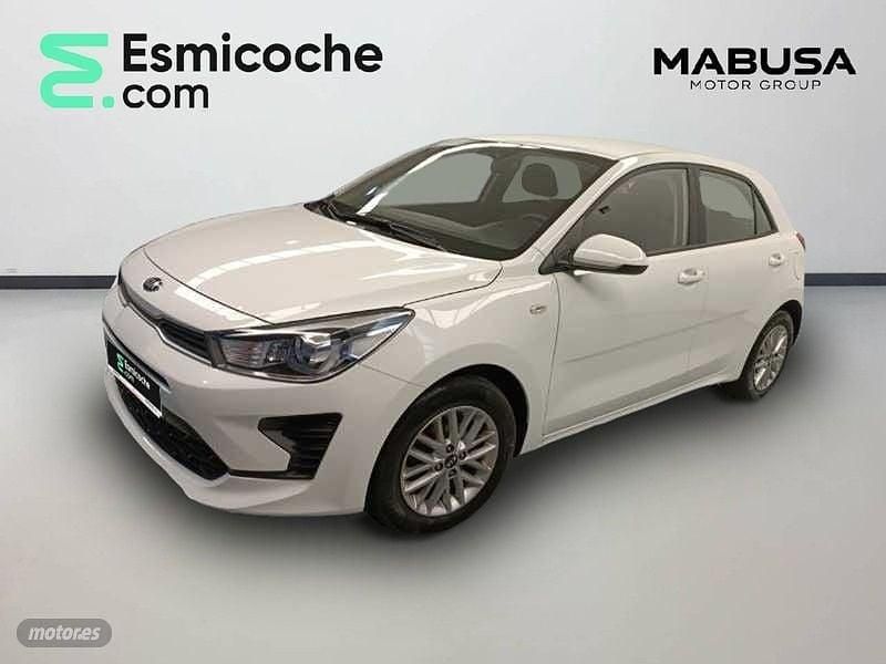 Blanco Usado 2021 Kia Rio | 13.290 € (Precio justo) - Imagen 1/4