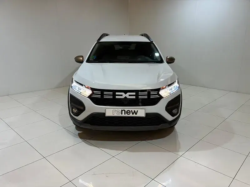 Usado Dacia Jogger Extreme 120 CV (88 kW) 2026 Blanco Monovolumen