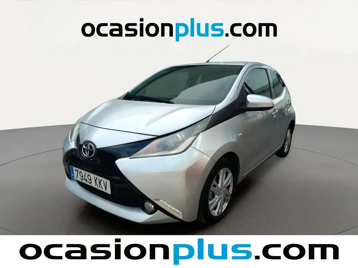 Usado Toyota Aygo X-play 69 CV (50 kW) 2018 Utilitario