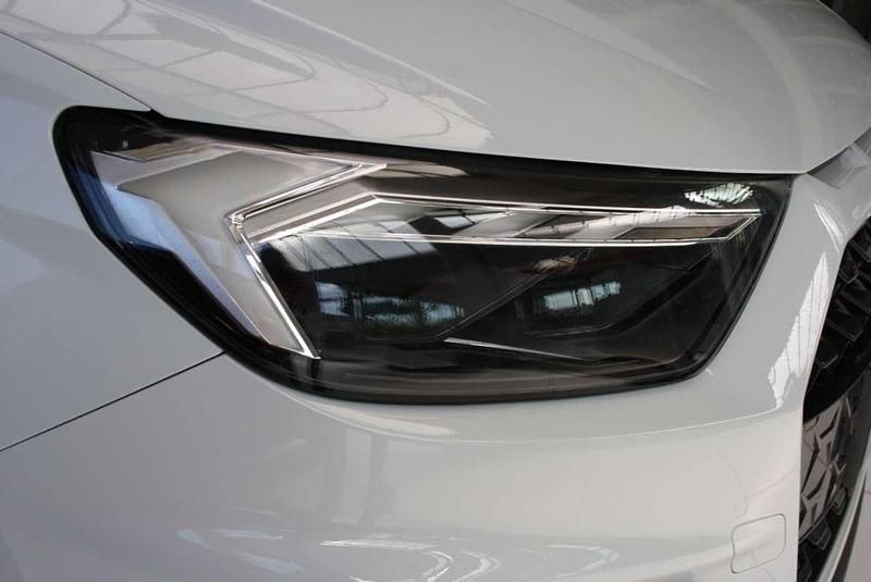 Usado Audi A1 Sportback S-Line 110 CV (80 kW) 2023 Blanco Utilitario