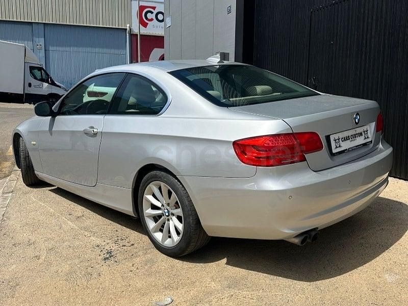 Usado BMW 330 245 CV (180 kW) 2010 Gris / plata Coupe