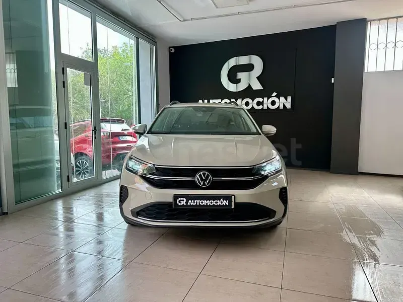 Usado VW Taigo Life 95 CV (69 kW) 2022 Beige SUV