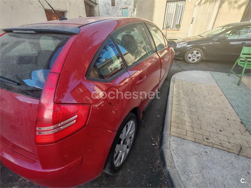 Rojo Usado 2006 Citroën C4 VTR Sport Berlina | 4400 € (Precio justo) - Imagen 1/4
