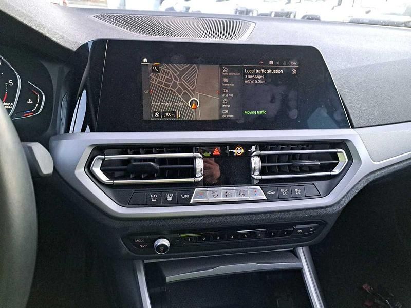 Usado BMW 318 150 CV (110 kW) 2021 Gris / plata Berlina