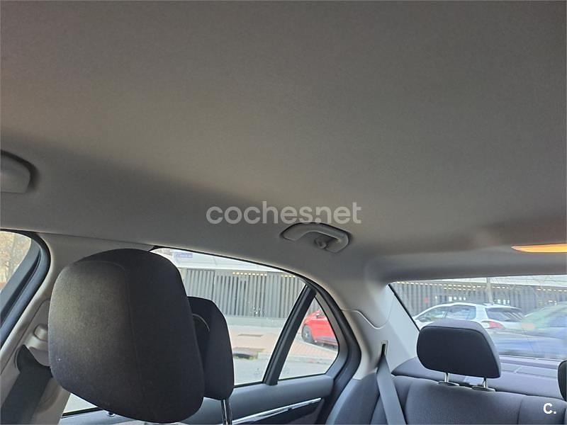 Usado Mercedes C180 Classic 156 CV (114 kW) 2009 Negro Berlina