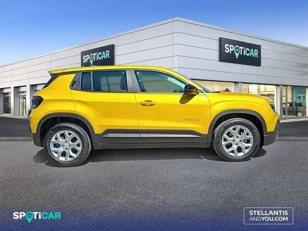 Usado Jeep Avenger Altitude 101 CV (74 kW) 2025 Amarillo SUV