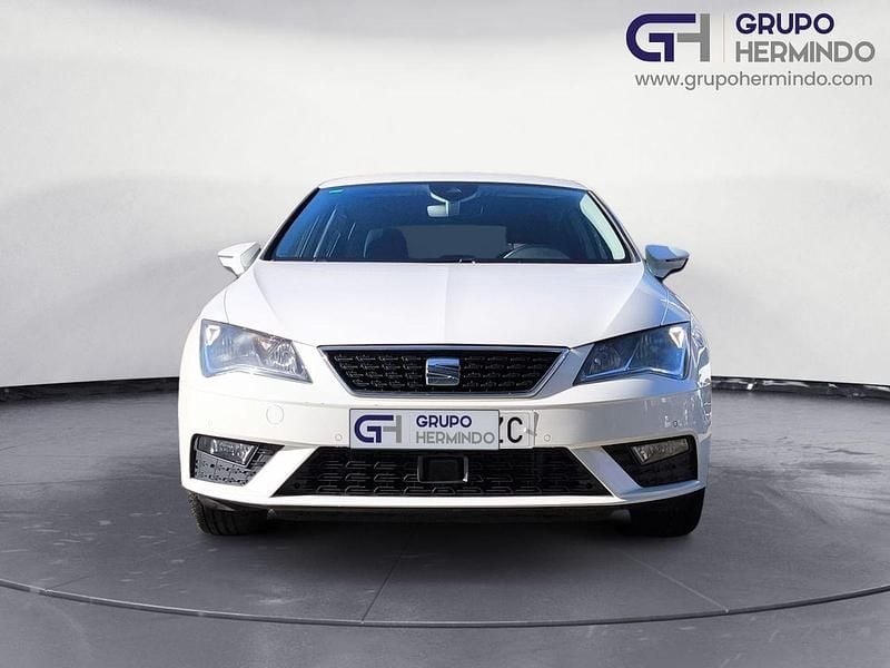 Usado Seat Leon Style 115 CV (84 kW) 2019 Blanco Berlina