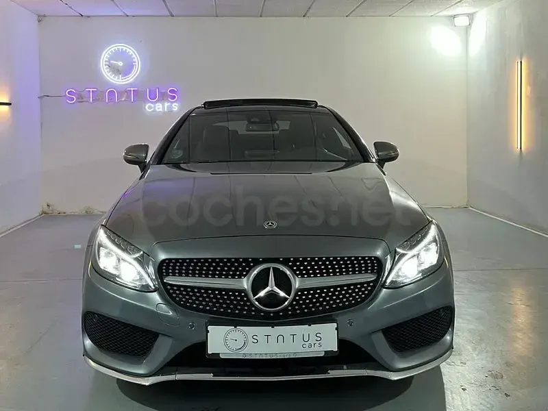 Usado Mercedes C220 194 CV (142 kW) 2019 Gris / plata Coupe