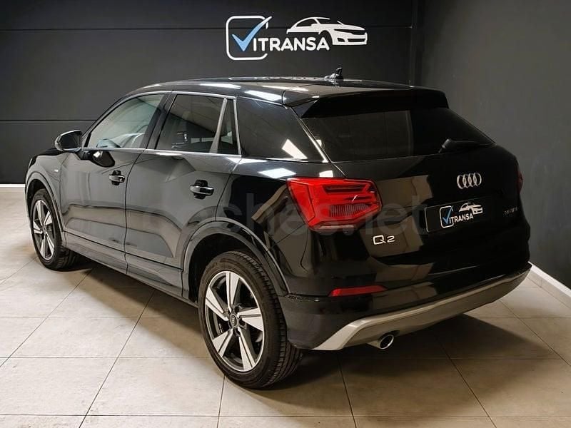 Usado Audi Q2 Advanced Plus 116 CV (85 kW) 2020 Negro SUV