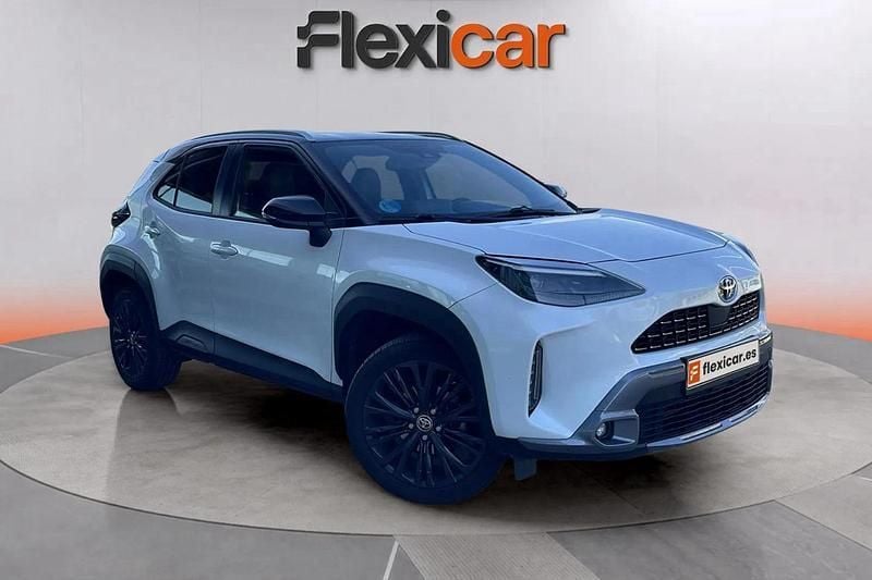 Blanco Usado 2022 Toyota Yaris Hybrid Style | 22.090 € (Precio justo) - Imagen 1/4