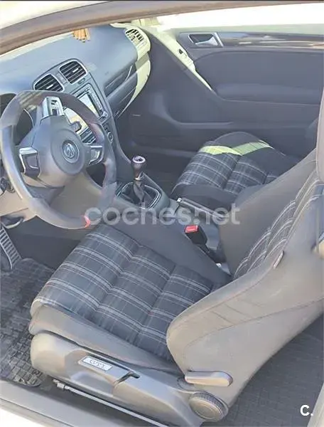Usado VW Golf VI GTI 210 CV (154 kW) 2009 Blanco Utilitario