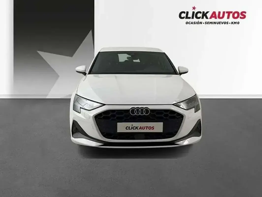 Usado Audi A3 116 CV (85 kW) 2025 Blanco Berlina