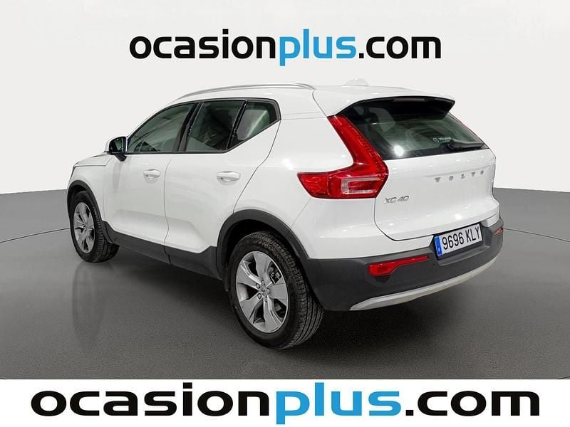 Usado Volvo XC40 Momentum 156 CV (114 kW) 2018 Blanco SUV