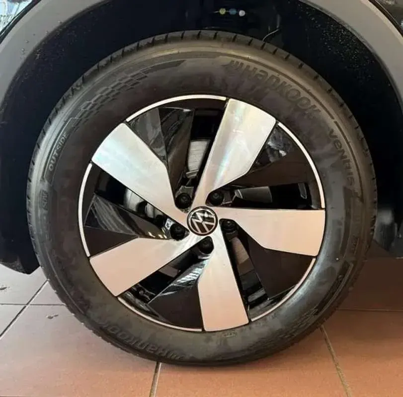 Usado VW Tiguan 131 CV (96 kW) 2026 Negro SUV