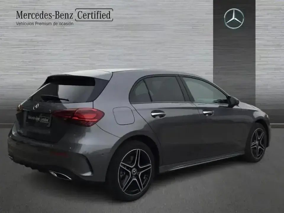Usado Mercedes A250 218 CV (160 kW) 2025 Gris Berlina