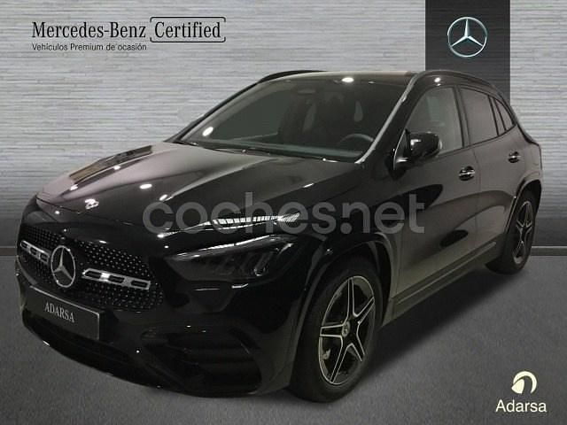 Negro Nuevo 2025 Mercedes GLA200 SUV | 48.500 € (Caro) - Imagen 1/4