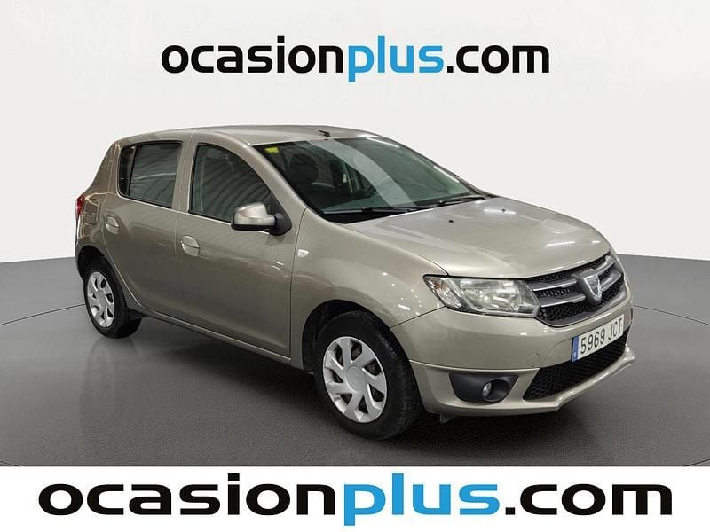 Usado Dacia Sandero Lauréate 75 CV (55 kW) 2015 Beige Utilitario