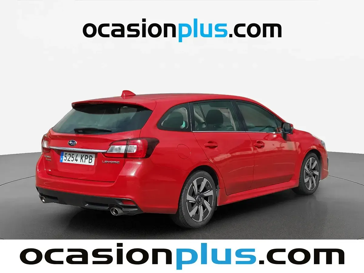 Usado Subaru Levorg Sport 170 CV (125 kW) 2018 Rojo Familiar