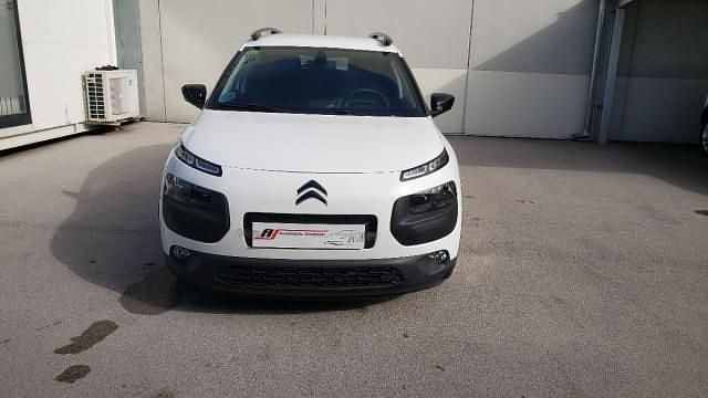 Usado Citroën C4 Cactus Feel 110 CV (80 kW) 2015 Blanco Utilitario